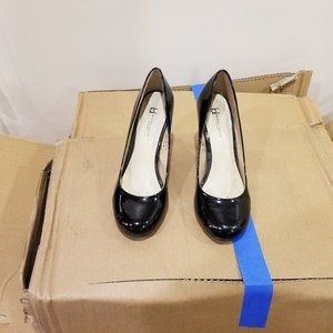 Brand New, never worn Size 6.5, Enzo Angiolint 4"